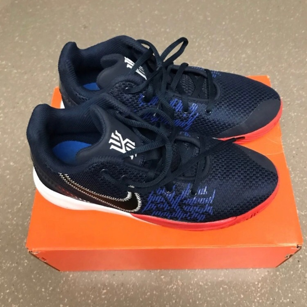 Nike Kyrie 2